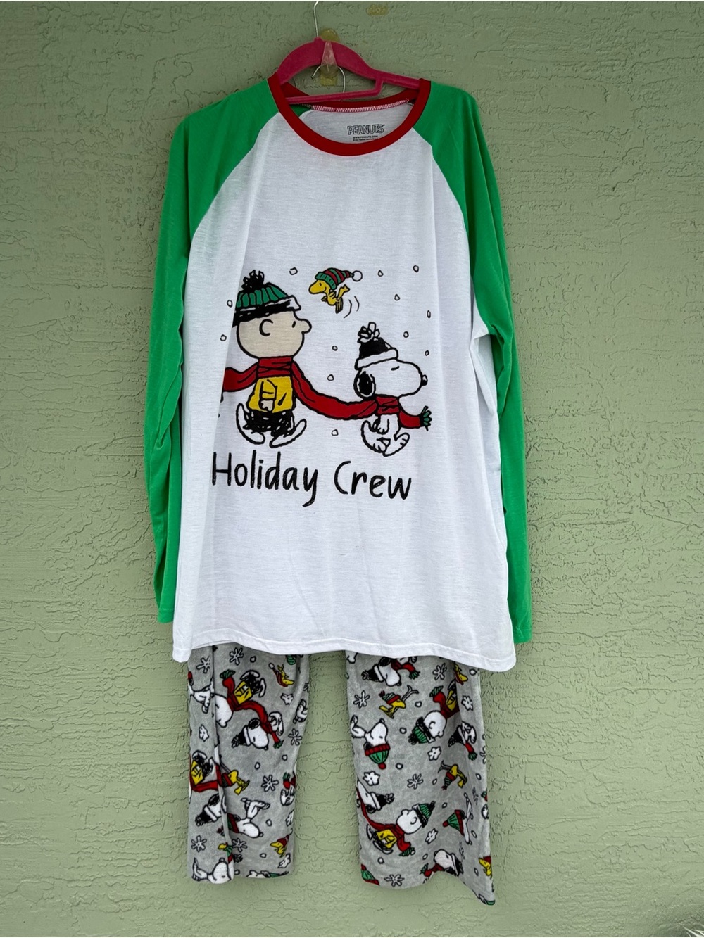 Peanuts Holiday Crew Women's Pajama Set - White, Green & Red